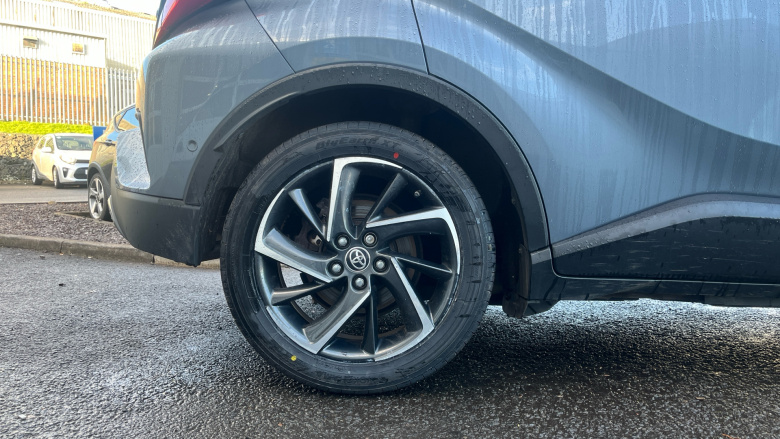 Toyota C-HR 2.0 Hybrid Dynamic 5dr CVT Hybrid Hatchback